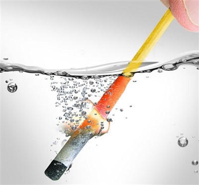 Wiatroszczelne, wodoodporne zapałki